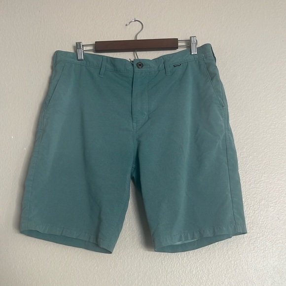 Hurley  x Nike Dri-Fit Men's Chino Hybrid Sage Green 9” Shorts, Men’s 34 - Picture 11 of 11